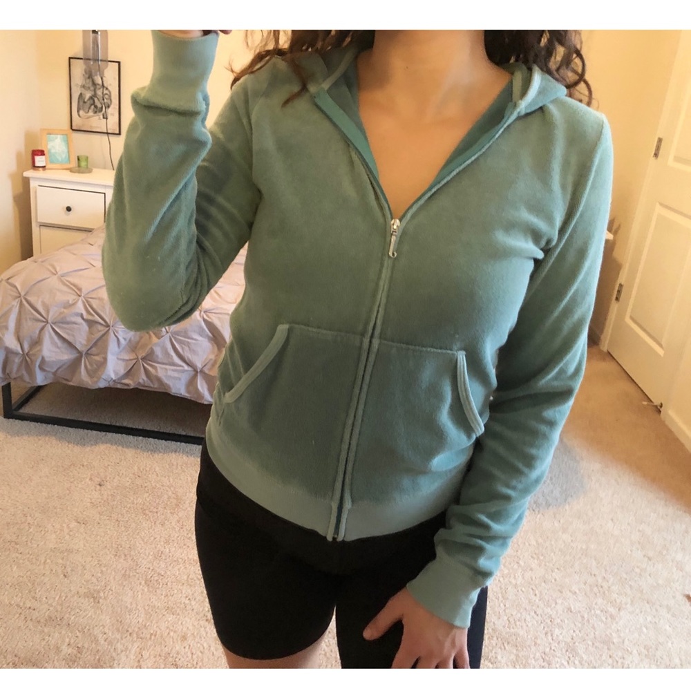 Super cute juicy zip up!